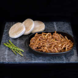 Shoarma met gratis broodje en saus van marktslager van Bussel