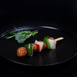 Gehaktballetjes spies, heerlijk op de barbecue